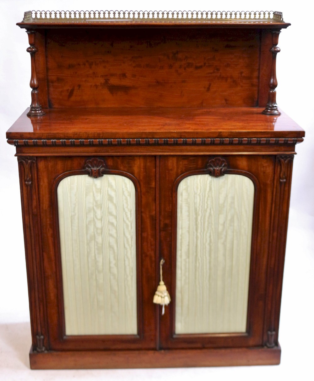 Fine Quality William 1V Mahogany Chiffonier by Holland & Sons
