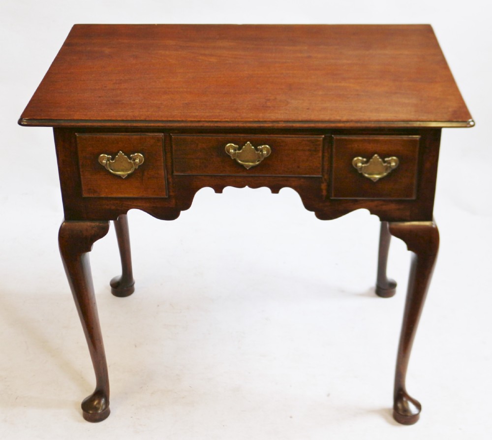 George 111 Mahogany 3 Drawer Lowboy