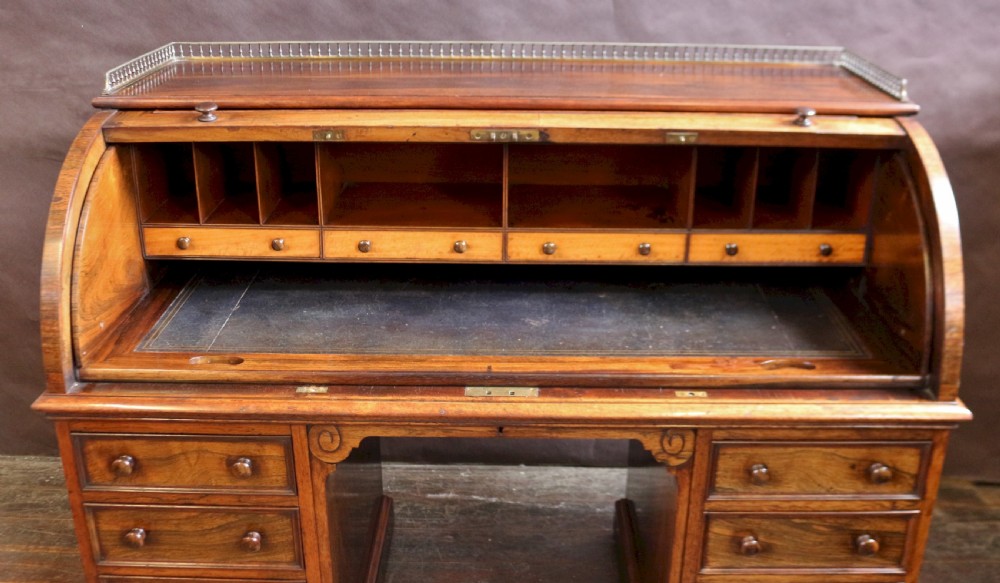 Fine Quality Early Victorian Rosewood Roll Top Desk View III