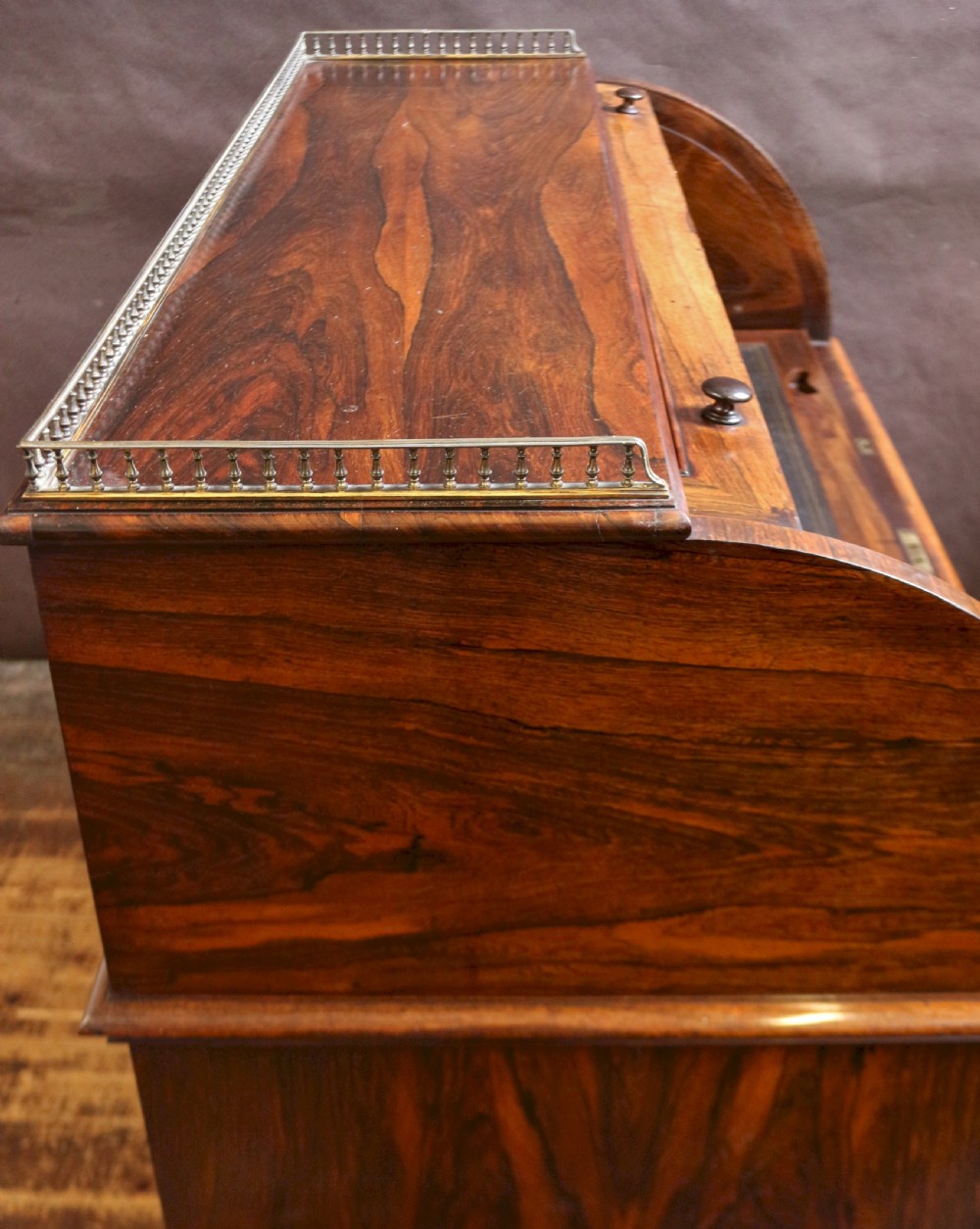 Fine Quality Early Victorian Rosewood Roll Top Desk View X