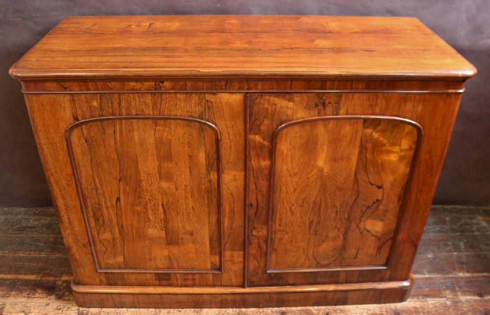 William 1V Rosewood Fine Quality 32 Drawer Collectors Cabinet View II