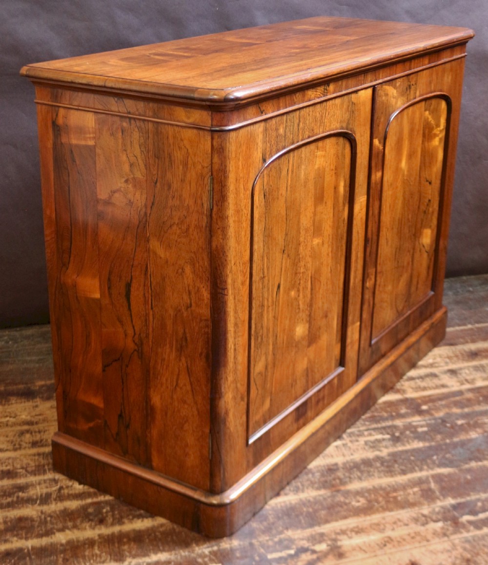 William 1V Rosewood Fine Quality 32 Drawer Collectors Cabinet View III