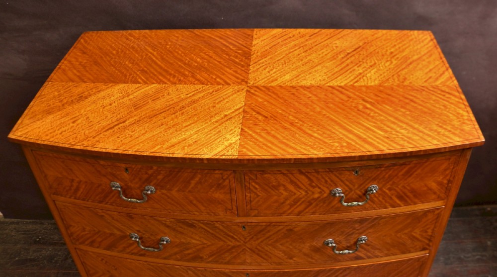 Fine Quality Edwardian Satinwood 5 Drawer Bow Chest View II