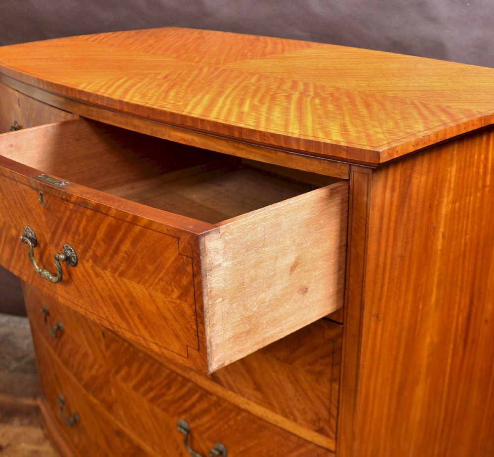 Fine Quality Edwardian Satinwood 5 Drawer Bow Chest View VII