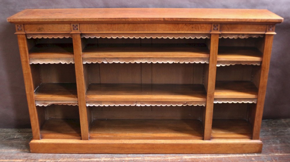Fine Quality Victorian Figured Walnut Open Bookcase 