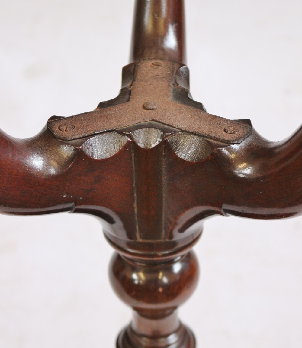 George 111 Mahogany Dish Top Tripod Kettle Stand View VI