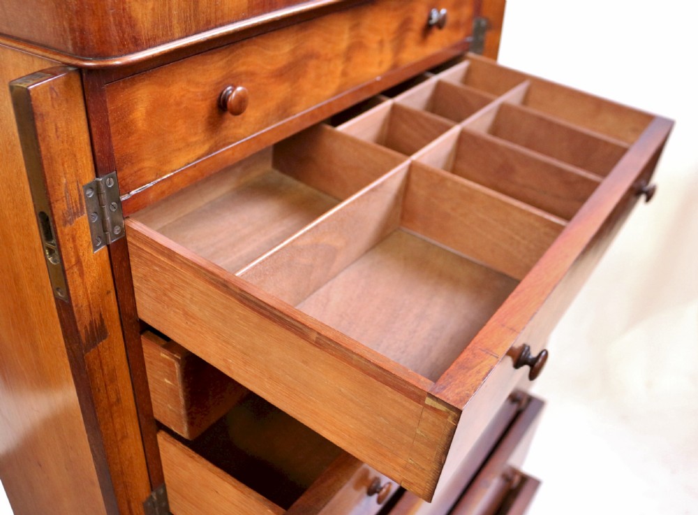 Good Quality Victorian Mahogany 8 Drawer Wellington Chest View IX