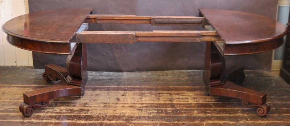 William 1V Mahogany Pedestal Extending Dining Table with 3 Leaves View X