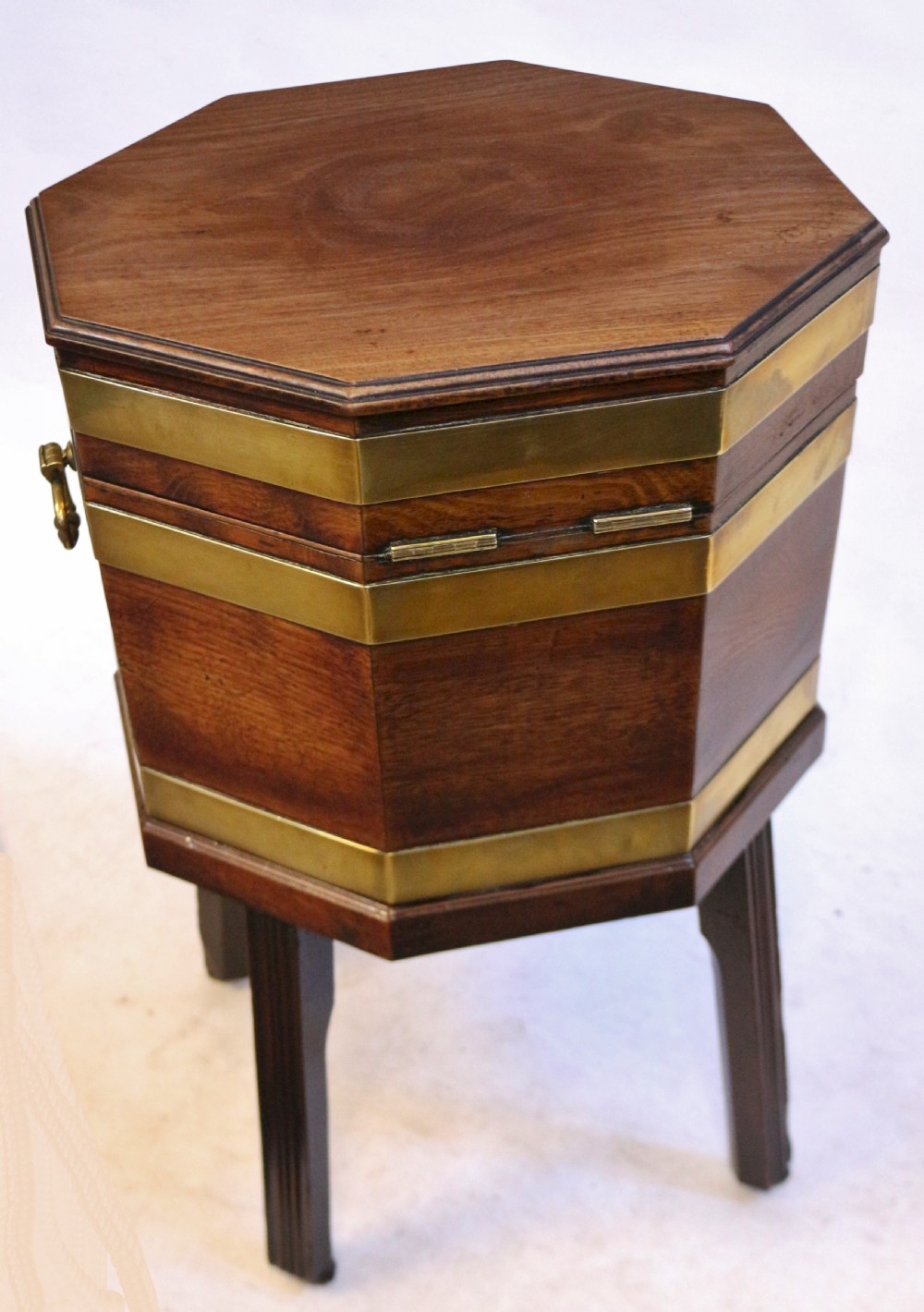 George111 Mahogany Brass Bound Octagonal Wine Cooler on Stand View VI