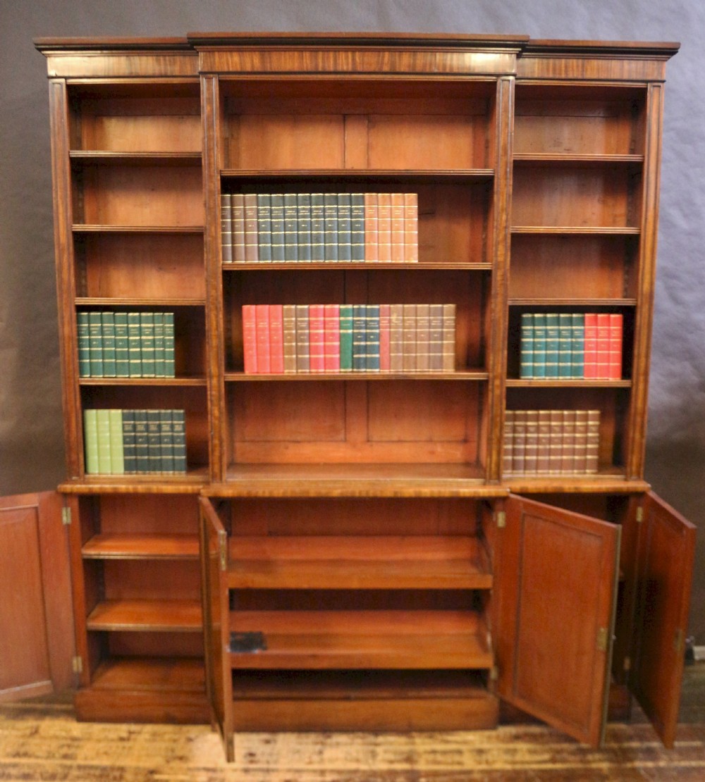 Fine Regency Mahogany Open Top Breakfront Bookcase View II