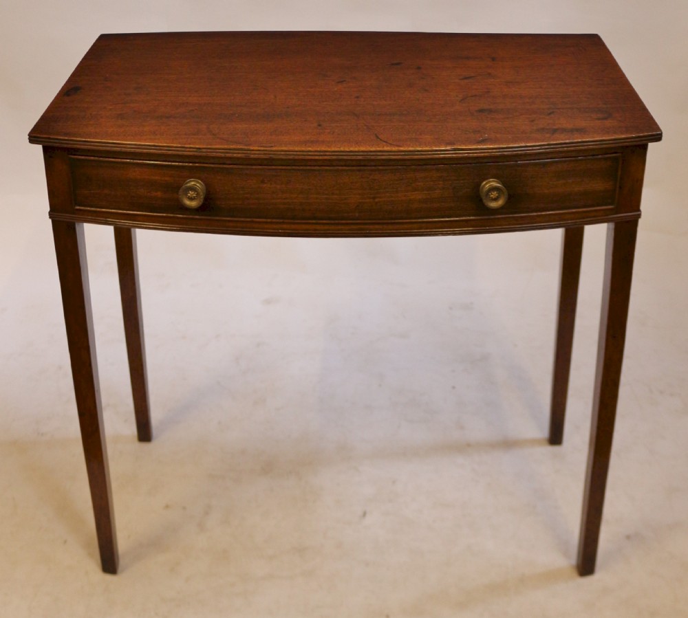 George 111 Mahogany 1 Drawer Bowfront Side Table