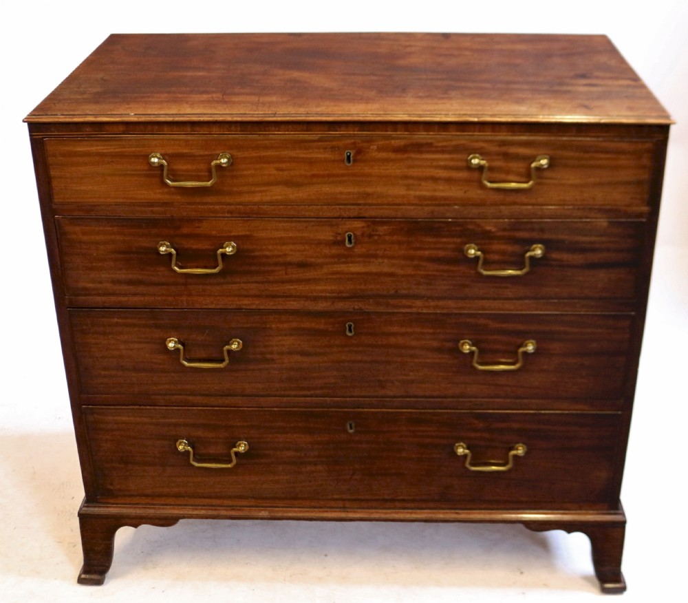 Fine Quality Regency Mahogany Chest of 4 Long Drawers