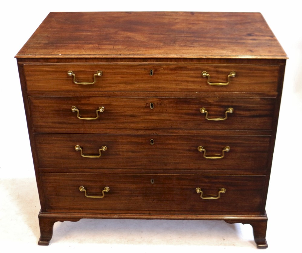Fine Quality Regency Mahogany Chest of 4 Long Drawers View II