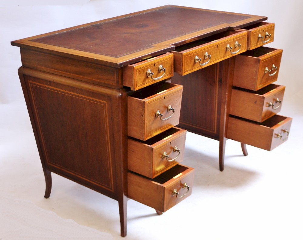 Edwardian Mahogany 9 Drawer Kneehole Desk View II