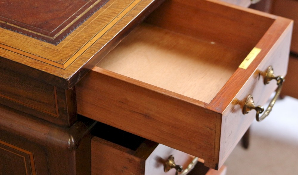 Edwardian Mahogany 9 Drawer Kneehole Desk View VIII