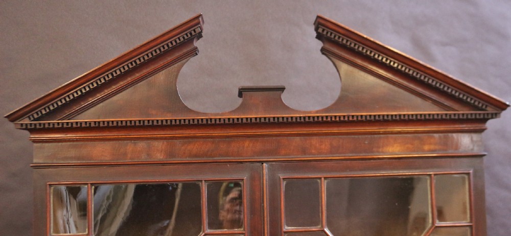 Fine George 111 Mahogany Bookcase on Chest View V