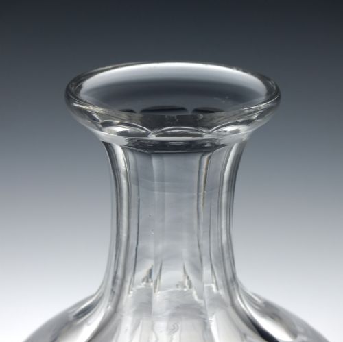 19TH CENTURY VICTORIAN ENGRAVED RICHARDSON GLASS WINE CARAFE C1880 - ADDITIONAL PHOTO 2