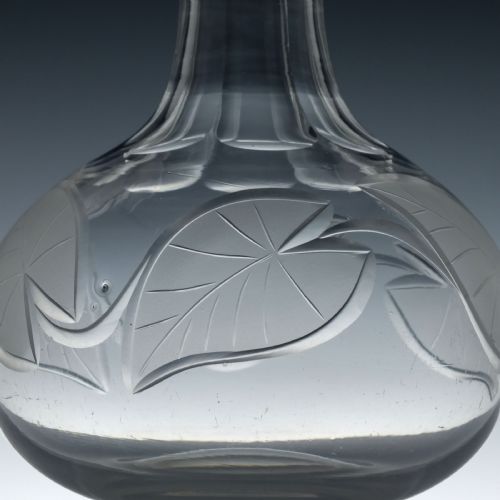 19TH CENTURY VICTORIAN ENGRAVED RICHARDSON GLASS WINE CARAFE C1880 - ADDITIONAL PHOTO 4