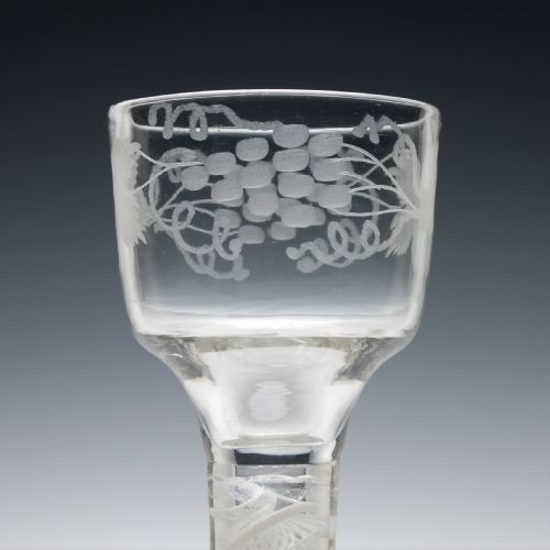 ENGRAVED TERRACED FOOT GEORGIAN OPAQUE TWIST DRAM GLASS C1760 - ADDITIONAL PHOTO 4