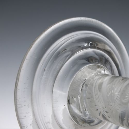 ENGRAVED TERRACED FOOT GEORGIAN OPAQUE TWIST DRAM GLASS C1760 - ADDITIONAL PHOTO 9