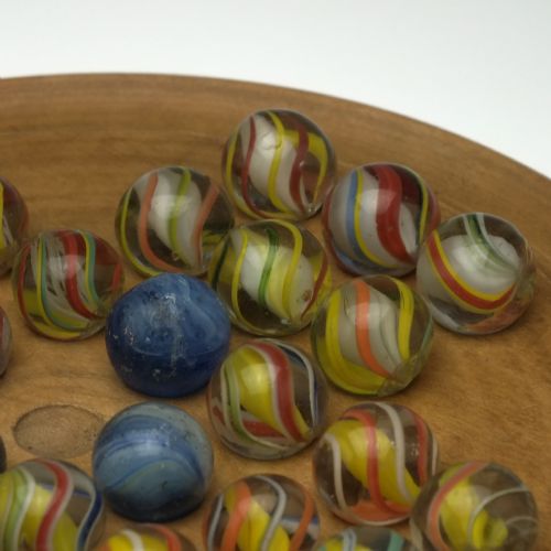 ANTIQUE SOLITAIRE BOARD 19TH CENTURY GERMAN MARBLES C1870 - ADDITIONAL PHOTO 3