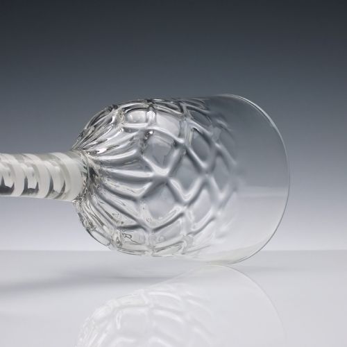 DIAMOND MOULDED GEORGIAN OPAQUE TWIST GLASS WINE GOBLET C1760 - ADDITIONAL PHOTO 5
