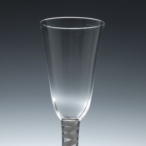 TALL GEORGIAN SINGLE SERIES OPAQUE TWIST ALE GLASS C1760 - ADDITIONAL PHOTO 1
