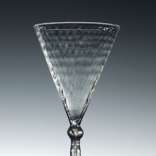 EARLY 18TH CENTURY FRENCH WINE GLASS C1720 - ADDITIONAL PHOTO 2