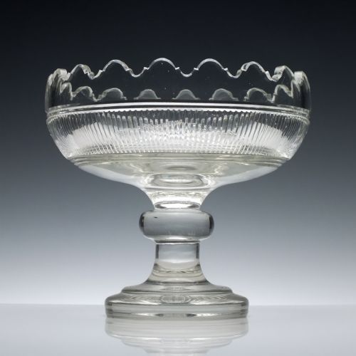 PAIR OF 19TH CENTURY CUT GLASS STANDING BOWLS C1860 - ADDITIONAL PHOTO 1