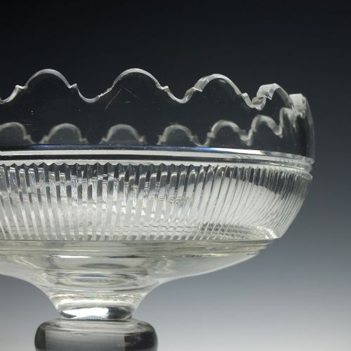 PAIR OF 19TH CENTURY CUT GLASS STANDING BOWLS C1860 - ADDITIONAL PHOTO 2