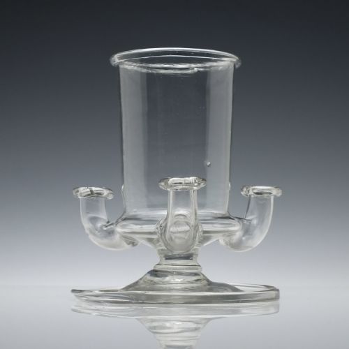 AN EARLY 18TH CENTURY THREESPOUTED OIL LAMP C1710 - ADDITIONAL PHOTO 2