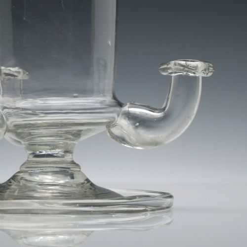 AN EARLY 18TH CENTURY THREESPOUTED OIL LAMP C1710 - ADDITIONAL PHOTO 4