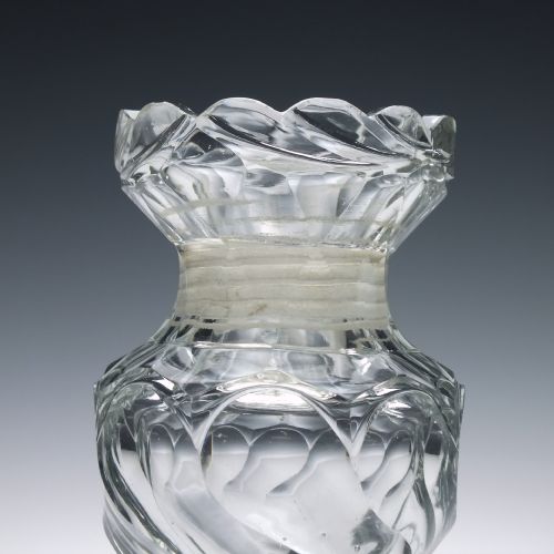 RARE SCREW TOP FRENCH 19TH CENTURY CUT GLASS SUGAR CASTER - ADDITIONAL PHOTO 2