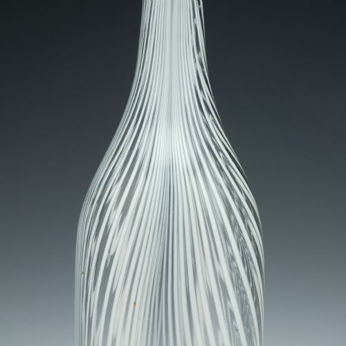 19TH CENTURY NAILSEA GLASS SERVING BOTTLE C1860 - ADDITIONAL PHOTO 4