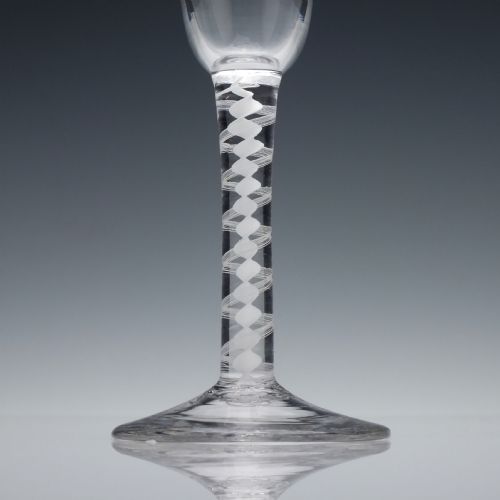 ENGRAVED 18TH CENTURY OPAQUE TWIST ALE GLASS C1760 - ADDITIONAL PHOTO 5