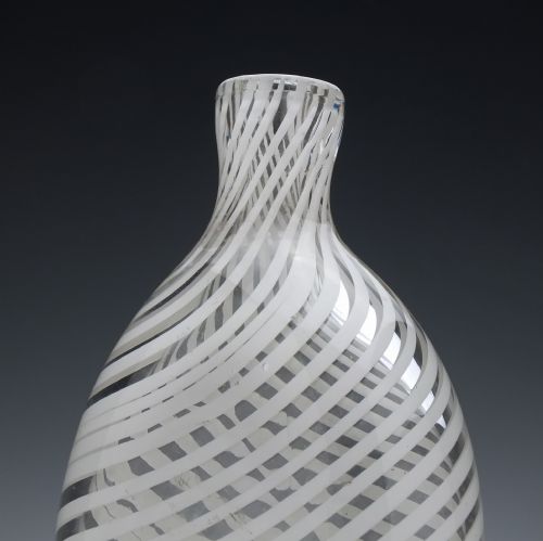 LARGE 19TH CENTURY NAILSEA GLASS FLASK C1850 - ADDITIONAL PHOTO 2