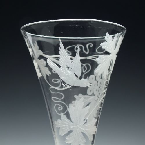 ENGRAVED 18TH CENTURY GEORGIAN MIXED TWIST CHAMPAGNE GLASS C1760 - ADDITIONAL PHOTO 5