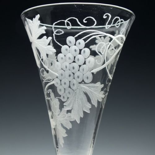 ENGRAVED 18TH CENTURY GEORGIAN MIXED TWIST CHAMPAGNE GLASS C1760 - ADDITIONAL PHOTO 6