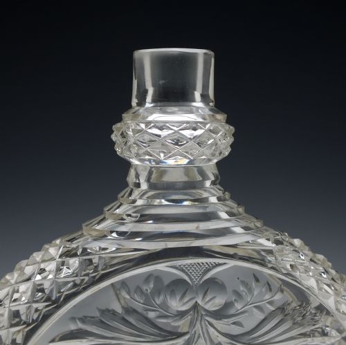 PAIR OF LARGE VICTORIAN INTAGLIO CUT GLASS DECANTERS C1890 - ADDITIONAL PHOTO 5