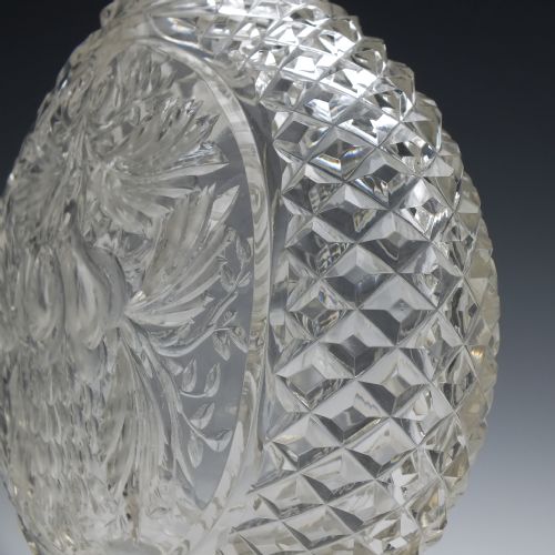 PAIR OF LARGE VICTORIAN INTAGLIO CUT GLASS DECANTERS C1890 - ADDITIONAL PHOTO 7
