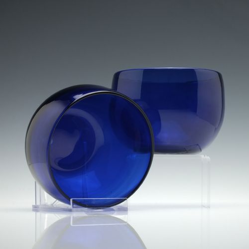 PAIR OF BLUE GLASS FINGER BOWLS C1830 - ADDITIONAL PHOTO 1