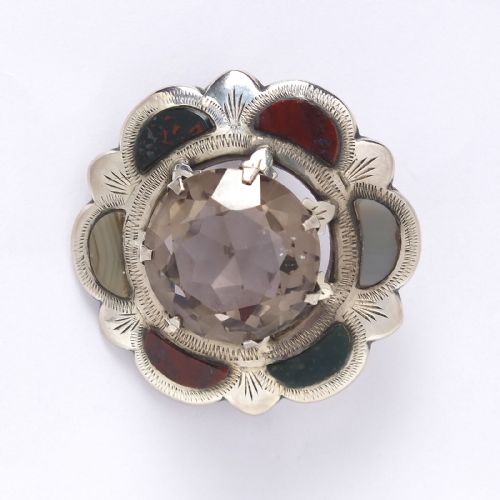antique scottish celtic shield silver gemstone brooch c1900 - CATEGORY: ANTIQUE JEWELLERY - DATED 1900