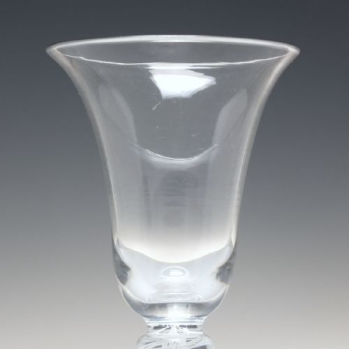 18TH CENTURY FOUR KNOP OPAQUE TWIST WINE GLASS C1760 - ADDITIONAL PHOTO 4