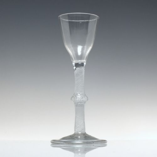 RARE 18TH CENTURY MULTI SPIRAL OPAQUE TWIST WINE GLASS WITH FOLDED FOOT C1750 - ADDITIONAL PHOTO 5