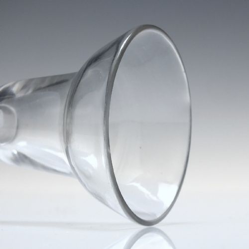 18TH CENTURY PANTOP SINGLE SERIES OPAQUE TWIST WINE GLASS C1760 - ADDITIONAL PHOTO 2