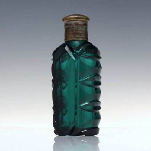 UNUSUAL VICTORIAN CUT TEAL GREEN GLASS PERFUME BOTTLE C1870 - ADDITIONAL PHOTO 2