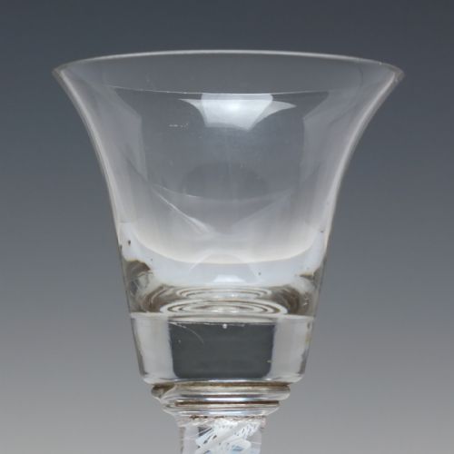 SCOTTISH OPAQUE TWIST WINE GLASS C1830 - ADDITIONAL PHOTO 3