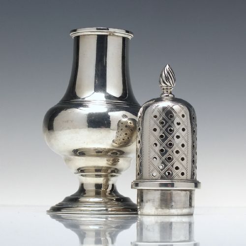 LARGE 19TH CENTURY ENGLISH STERLING SILVER SUGAR CASTER CHESTER 1898 - ADDITIONAL PHOTO 4