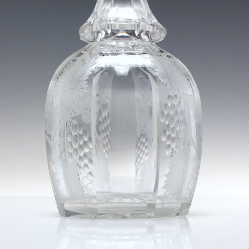 VICTORIAN ENGRAVED GLASS WINE DECANTER C1870 - ADDITIONAL PHOTO 4