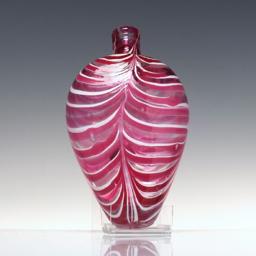 19TH CENTURY PINK NAILSEA GLASS FLASK C1830 - ADDITIONAL PHOTO 3
